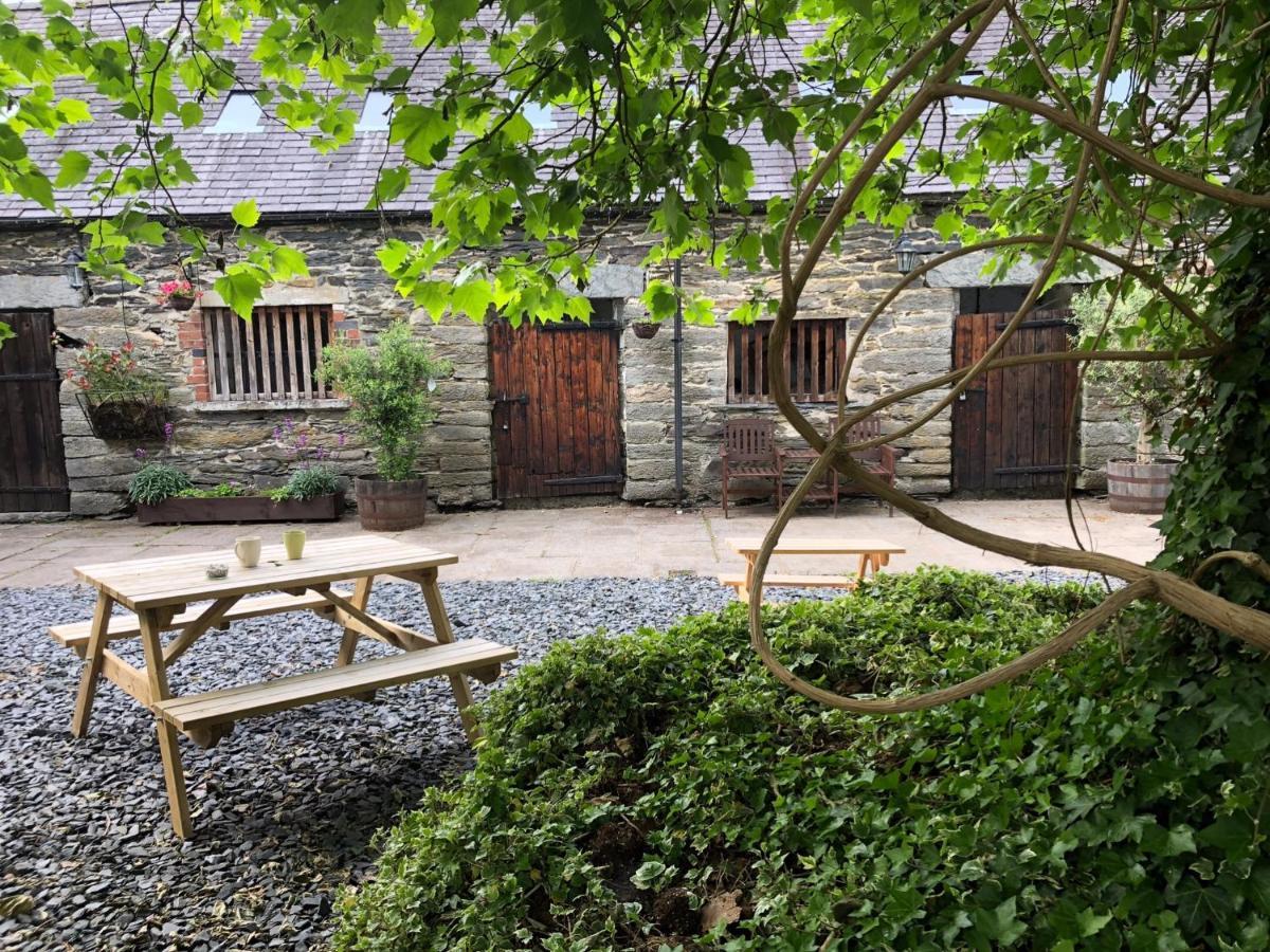 Bryn Melyn Farm Cottages Bala Extérieur photo