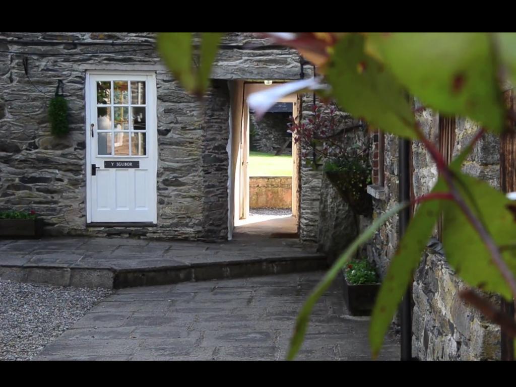 Bryn Melyn Farm Cottages Bala Extérieur photo