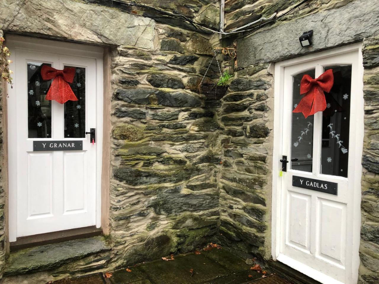 Bryn Melyn Farm Cottages Bala Extérieur photo