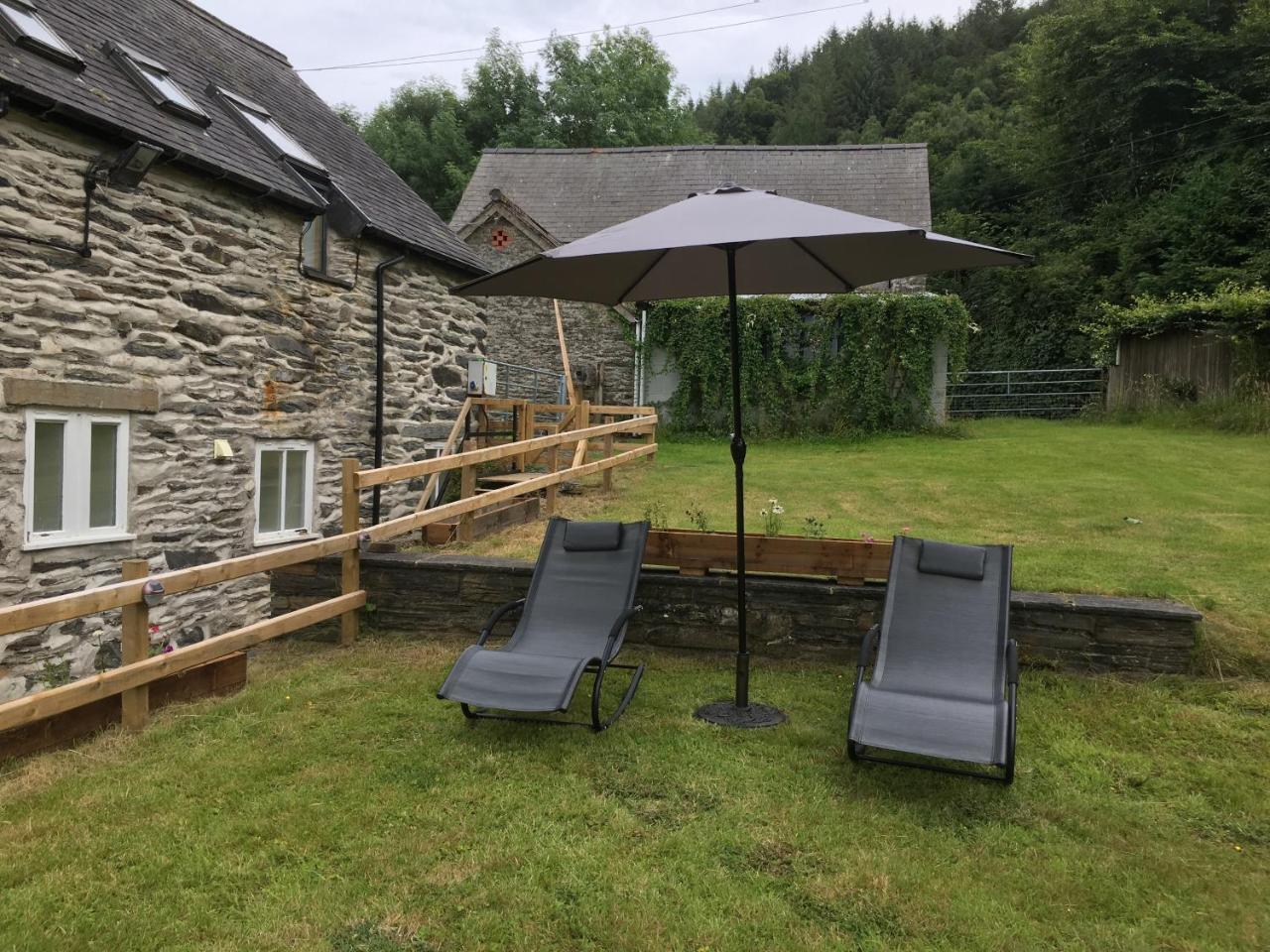 Bryn Melyn Farm Cottages Bala Extérieur photo